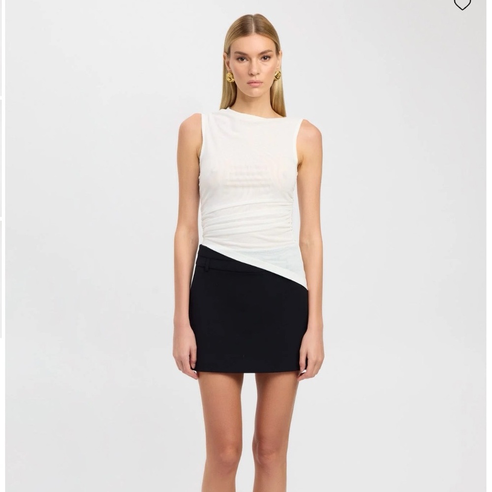 Kookai Bolt Asymmetric Top Bright White 36